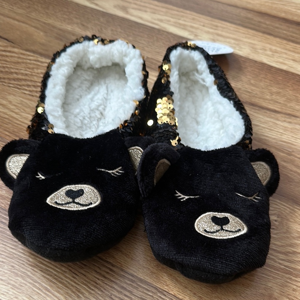 Black Bear Sequin Slippers size M/L 8-10 NWT